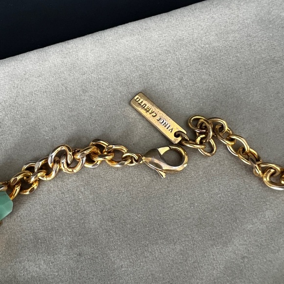 Vince Camuto Elegant Gold and Green Necklace - Picture 8 of 9